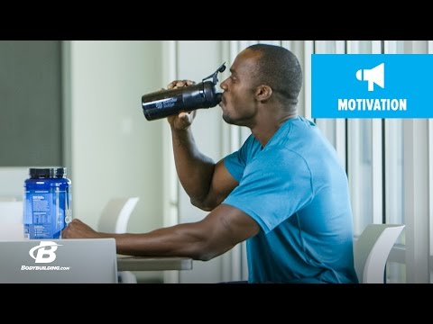Law 9: Hydrate | 10 Laws Of Muscle-Building