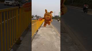 Download lagu Ye to monster 👹 labubu doll hai 👀😨#youtubeshorts #comedy #funny #labubu #shortsfeed mp3