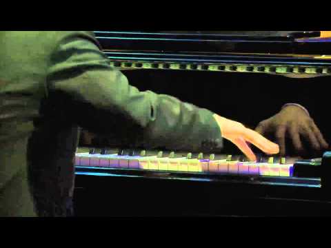 Benjamin Grosvenor plays Albéniz Godowsky & Shostakovich