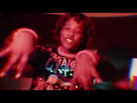 YUNNG XO X FOREVERSTUNT PUSH UP