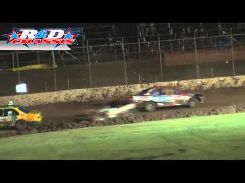 Modified Sedans - Heat 11 - Kings Royal - Kingaroy Speedway - 25.01.14