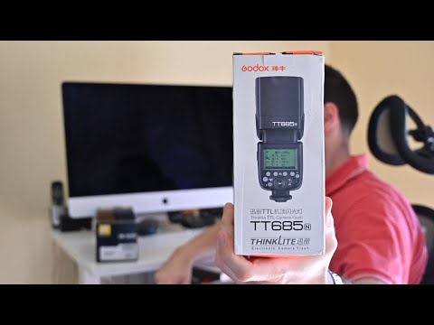Nikon SB-5000 vs Godox TT685N - Unboxing and power comparison test