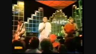 Bow Wow Wow - Go Wild in the Country (TOTP)