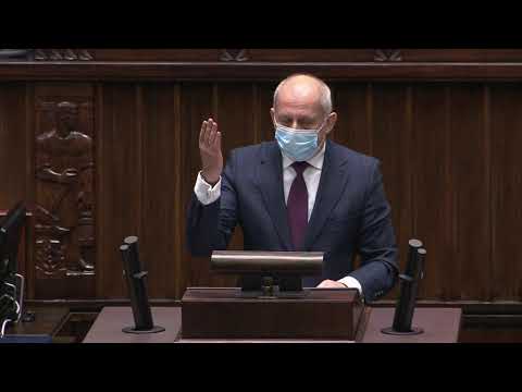 Sławomir Neumann krytykuje opóźnienie ustawy dla stoczni