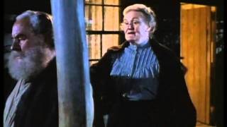 Dame Joan Sutherland in the film &quot;Dad and Dave: On Our Selection&quot; (1995) - Part 1/5