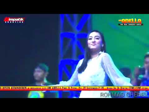 Entah apa yang merasuki mu_adella_tawuran_elsa safira