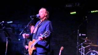 Dave Davies of The Kinks - Tired of Waiting - Sacramento 11/1/2015