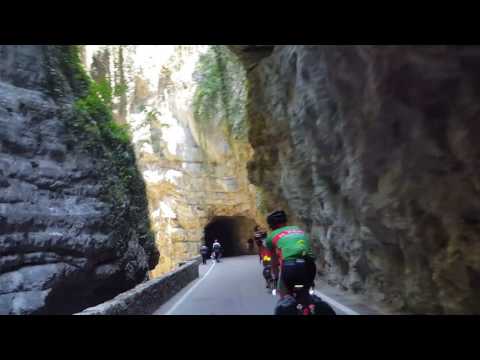 in bici alla forra di tremosine