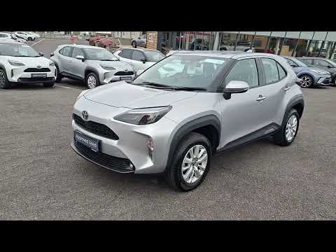 Toyota Yaris Cross LUNA 2 FREE SERVICES INCL - Image 2