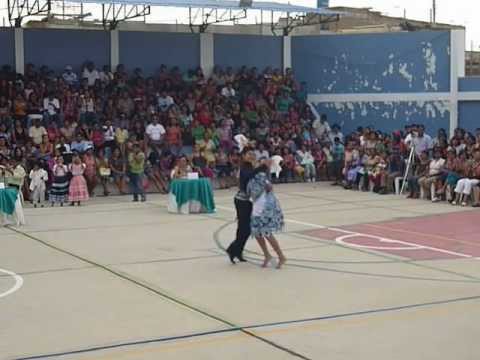 Luis Valle y Astrid Hernandez Campeones de Marinera El Alto Talara 2013