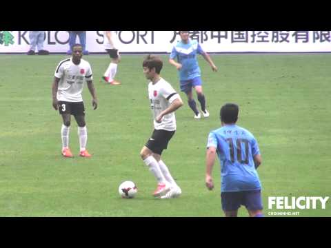130623 Minho enjoying football