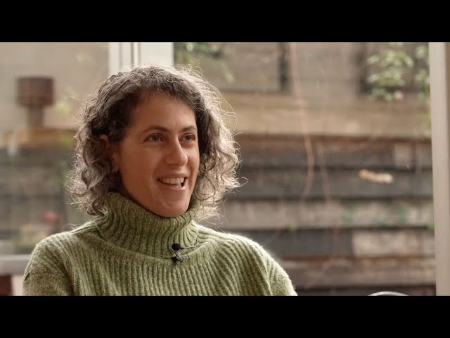 Vídeo relacionado con Un nombre para tu isla (Voces / Literatura)