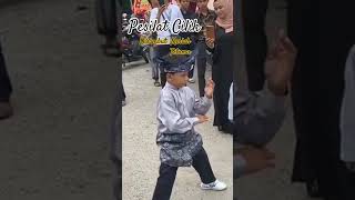 Download lagu Silat Kid Warmly Welcome By The Audiance #melayu #kompang #silat #pencaksilat mp3