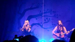 The Pierces-Kissing You Goodbye (LIVE)