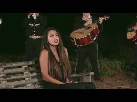 Ayer Pedi (Video Oficial) - Angélica Gallegos