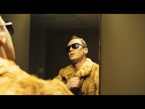 SMOŁA - INTRO prod. Mikser (OFICJALNY TELEDYSK)