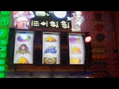 FAVIK · A MI ROLLA · VIDEOCLIP