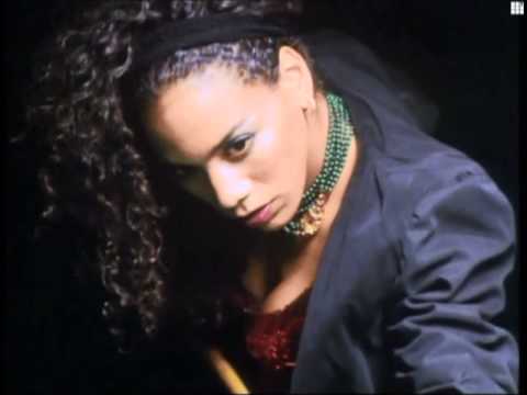 Documentary :  Bizet ーCarmen