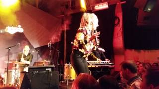 Leslie Clio - Fuck what they told ya - Gebäude 9, Köln 30.05.2015