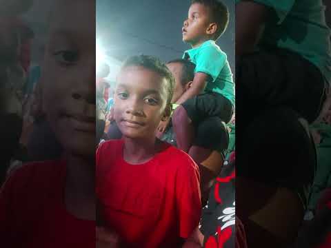 Eu e meu irmão na festinha  das crianças da minha cidade Alhandra paraiba 