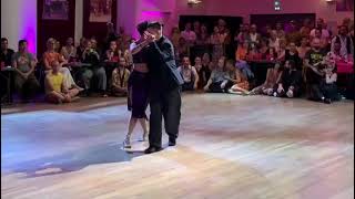 Veronica Toumanova & Asya Moiseeva perform at LVR7, Paris (2/4)