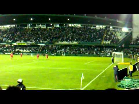 Coritiba 5x1 Vila Nova/GO - Gol de Leonardo + ♫ Eu Sou Coxa Branca... - Camp. Brasileiro 2010