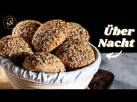 Whole-grain rolls with overnight fermentation - Bake healthy whole-grain rolls yourself