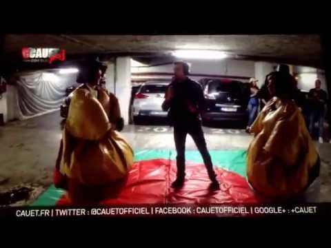 Loris Défonce Berenice au combat de sumo - C'Cauet sur NRJ