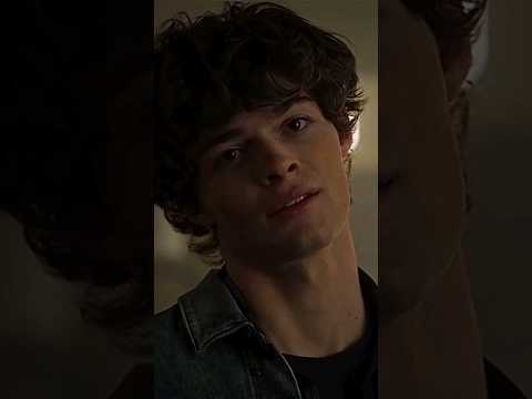 Of course he wouldn't be scared he's Harlan.. #everett #harlan #blake #luna #wolfpack #wolfpackedit