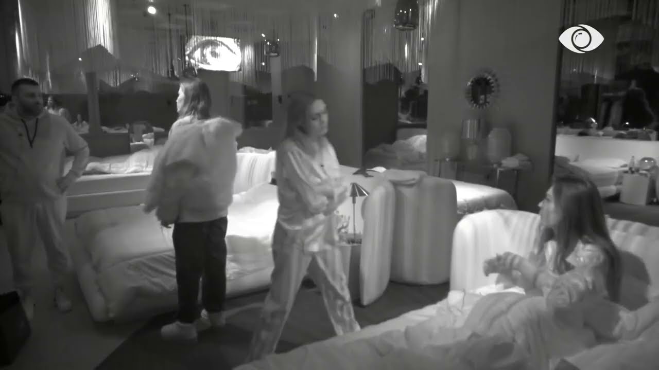 “E ke bërë fytyrën leckë”/ Gerta flet me Valbonën, ndërhyn Kelly: I ka hipur…