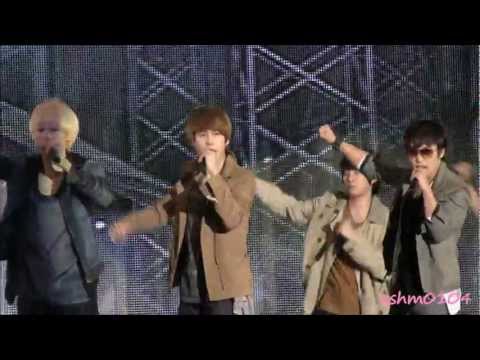 [Fancam]110826 Super Junior IAAF World Championships Daegu 2011 『SUPERMAN』 Hyukmin forcus