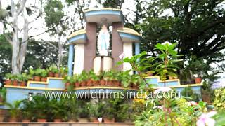 Walk around the Sacred Heart Church, Karnataka