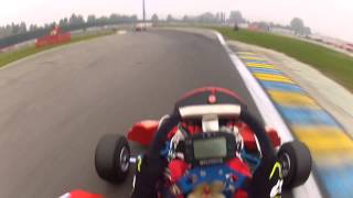 preview picture of video 'PRUEBAS LIBRES CASTELLETTO DI BRANDUZZO - MUNDIAL EASYKART 2013'