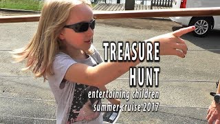 ENTERTAINING CHILDREN ON A BOAT. A treasure hunt at a marina