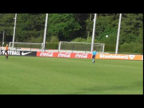 29 mei 2017 VV De Meern JO15-1 - FC Utrecht JO14-1 2-3 Lekker ja