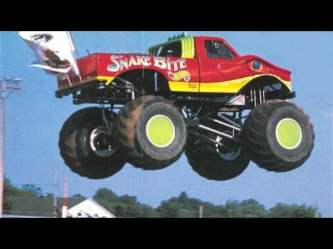 Bigfoot vs Snake Bite Volume 1 - The Ultimate Battle (Hot Wheels Version)