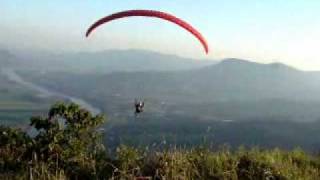 preview picture of video 'Paraglider Roca Sales'