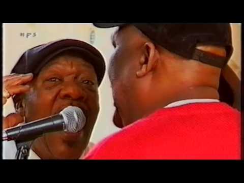 Mbube (The Lion Sleeps Tonight) docu