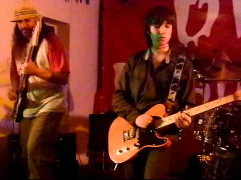 Troglodyt - TROGLODYT - Příjemnej bejvák