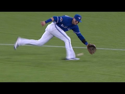TEX@TOR Gm2: Tulo makes great play deep in the hole