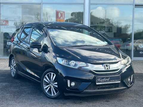 Honda Fit 1.5L Hybrid Hatchback - Image 2