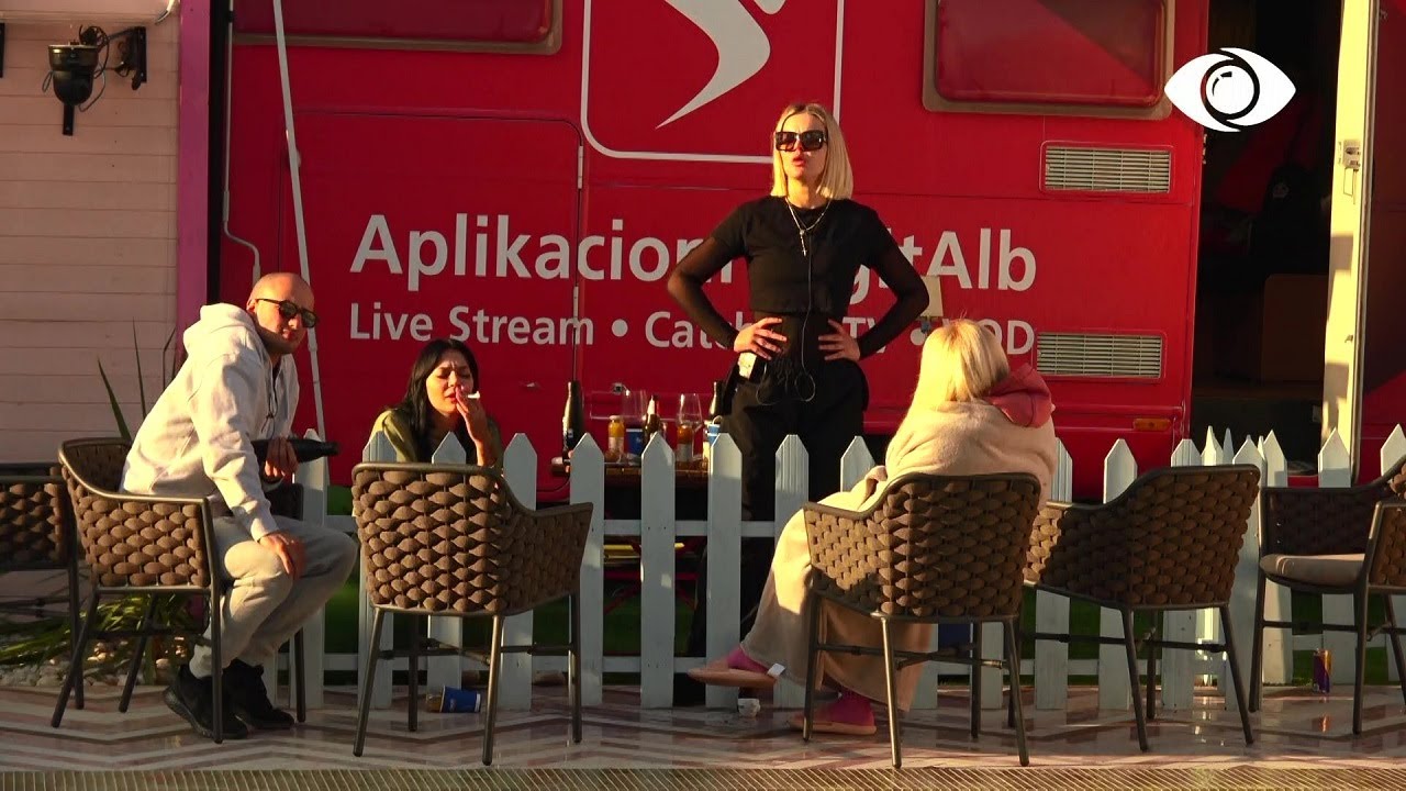 Të duket vendi bosh pa mua/ Kejvina ngacmon Kristin