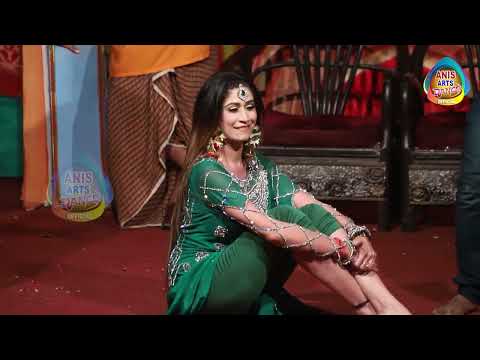 Aqsa Malik Meri Garam Jawani