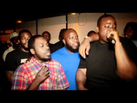 YOUNG POOH PERFORM BUSSDOWN LIVE IN MARYLAND