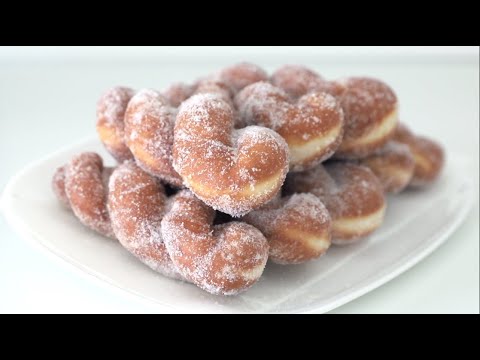 TWISTED CARNIVAL FRITTERS (ALSO BAKED AND LACTOSE-FREE) CRAZY!!!