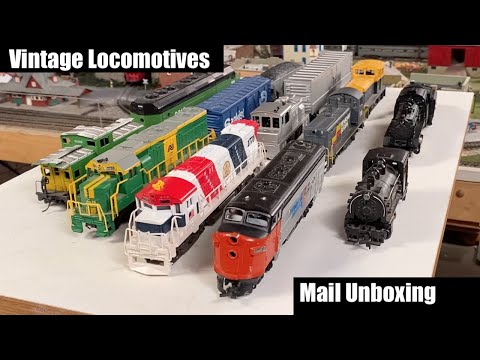 Lots of Vintage Locomotives and Rolling Stock - Mail Unboxing
