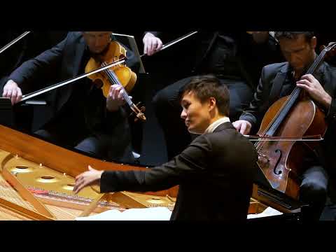 Mozart Concerto No. 12 in A major K. 414 - Louis Schwizgebel