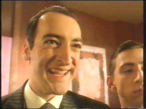 Wall's Gino Ginelli advert with Alistair McGowan - Broadcast 27th May 1995 (UK)
