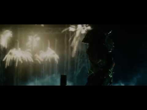 AVPR Aliens vs Predator - Fight at Factory