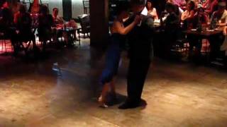Paulina Cazabon & Jose Luis Gonzalez, Tango "solo compasión", Milonga El Paisa